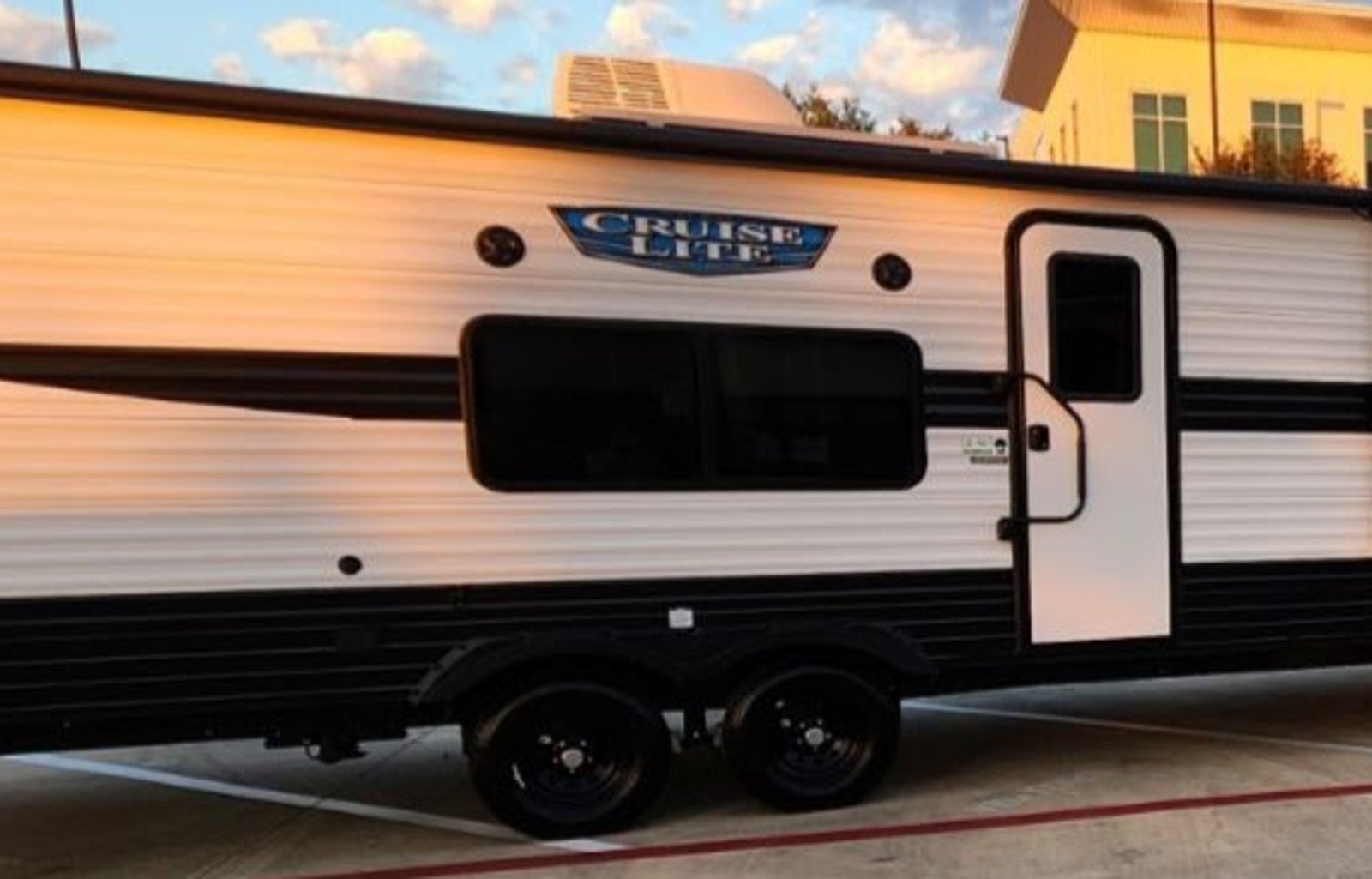 2023 Forest River Salem Cruise Lite 261BHXL