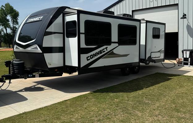 2024 Connect C282FKK RV rental photo 1