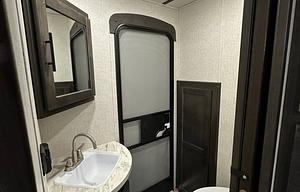 2022 Cruiser Aire 33BHB - Big Family RV Rentals