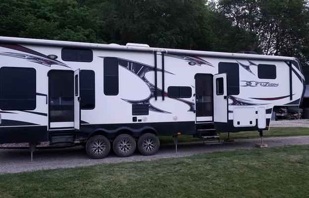 2012 Keystone RV Fuzion 360