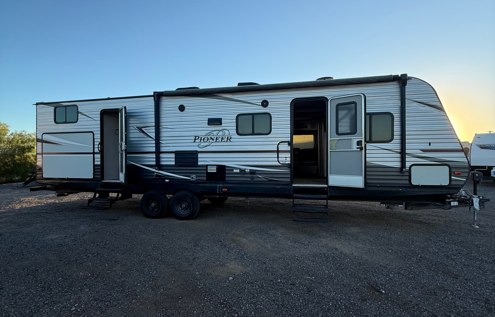 2019 Pioneer DS320 (8640)