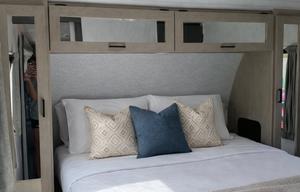 "Sunrise"  Salem Bunk Sleeps 7  *Delivery Only*