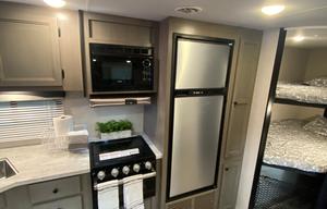 2022 Starcraft Super Lite 261BH