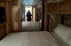 2007 Newmar Kountry Star 4002 RV rental photo 7