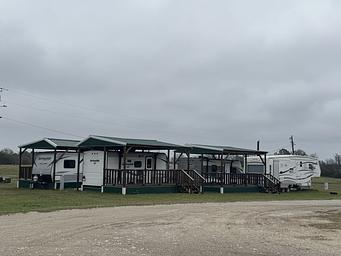 Trails End Grocery & RV