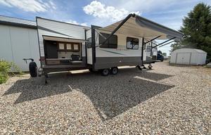 2020 Avenger 32QBI RV rental photo 6