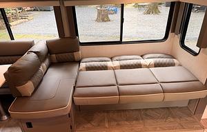 Dream Camper! Private King Master & Priv Bunkhouse