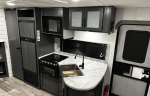 Family friendly  Aspen trail 32’ Bunks!