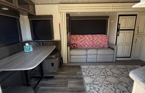 Travel Trailer with King Bed, StarLink & Generator
