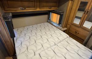 Compact Alaska RV – Simple & Stress-Free Driving