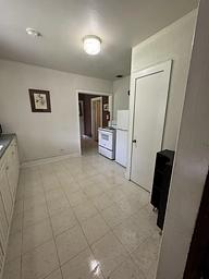 FARNSWORTH CABIN KITCHEN