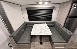 2022 Dutchmen Coleman Lantern - Sleeps 8