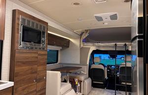 Beautiful, easy to drive escape-mobile.
