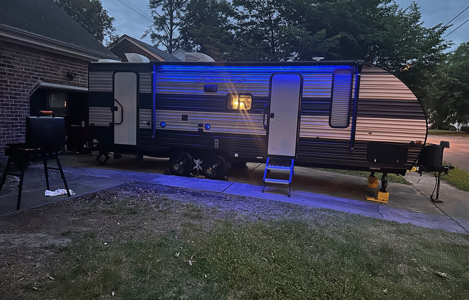 2020 Forest River Rv Cherokee Grey Wolf 23DBH