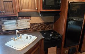 2012 Jayco White Hawk 28DSBH RV rental photo 6