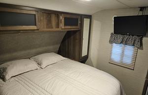 Family & Pet-Friendly Bunkhouse | Delivery Only
