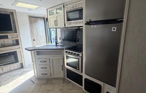 Billie’s PUMA (2 bedroom, 2 queen beds!)