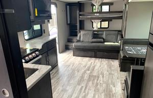 Parker’s Trailer 2022 Transcend 265BH