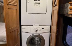 Fleetwood Discovery 40G – Travel in Style