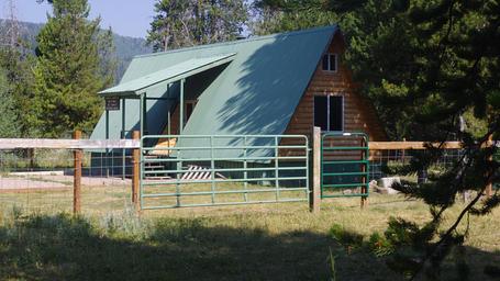 Diamond Creek Guard Station
