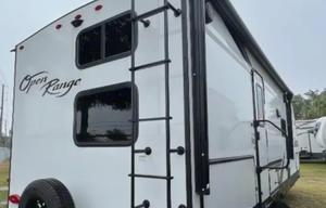 Highland Double bunks Light weight sleeps up to 8