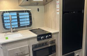 2022 Coachmen RV Catalina Summit Series 7 184BHS