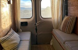 sunni the van -pet friendly | hot water | spacious