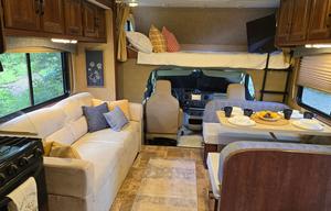 "Flora" is ready for Family Fun! 32ft Sunseeker