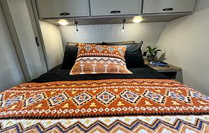 2024 Luxurious, Loaded & Spacious 2 Bdrm Pets Free