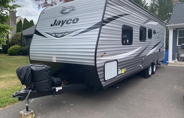 The Jay Bird's Home on the Road