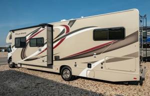 C9 Luxury Thor 10 Sleeper w 3 Bunks! 2 Slides-WiFi