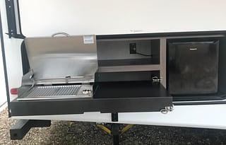 2022 CrossRoads Sunset Trail KING BED DUAL AC's