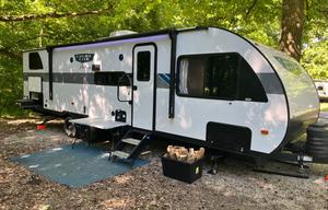 Forrest River Salem Sleeps 10 FULLY STOCKED!!