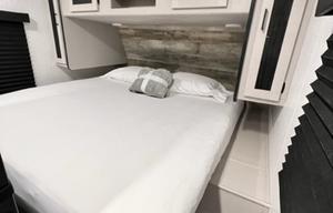 2022 Mallard King Bed