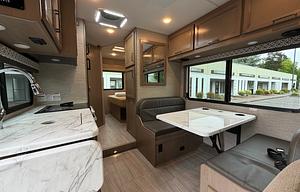 2021 Thor 22CM/Starlink/Sleeps 6/Solar