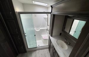 2018 Keystone RV Montana 3811MS RV rental photo 7