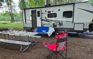 2022 Forest River Flagstaff Micro Lite 25FBLS