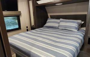 2022 Grand Design Transcend Xplor M-247BH