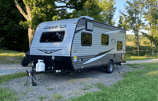2020 Jayco Jay Flight SLX 7 174BH RV rental photo 3