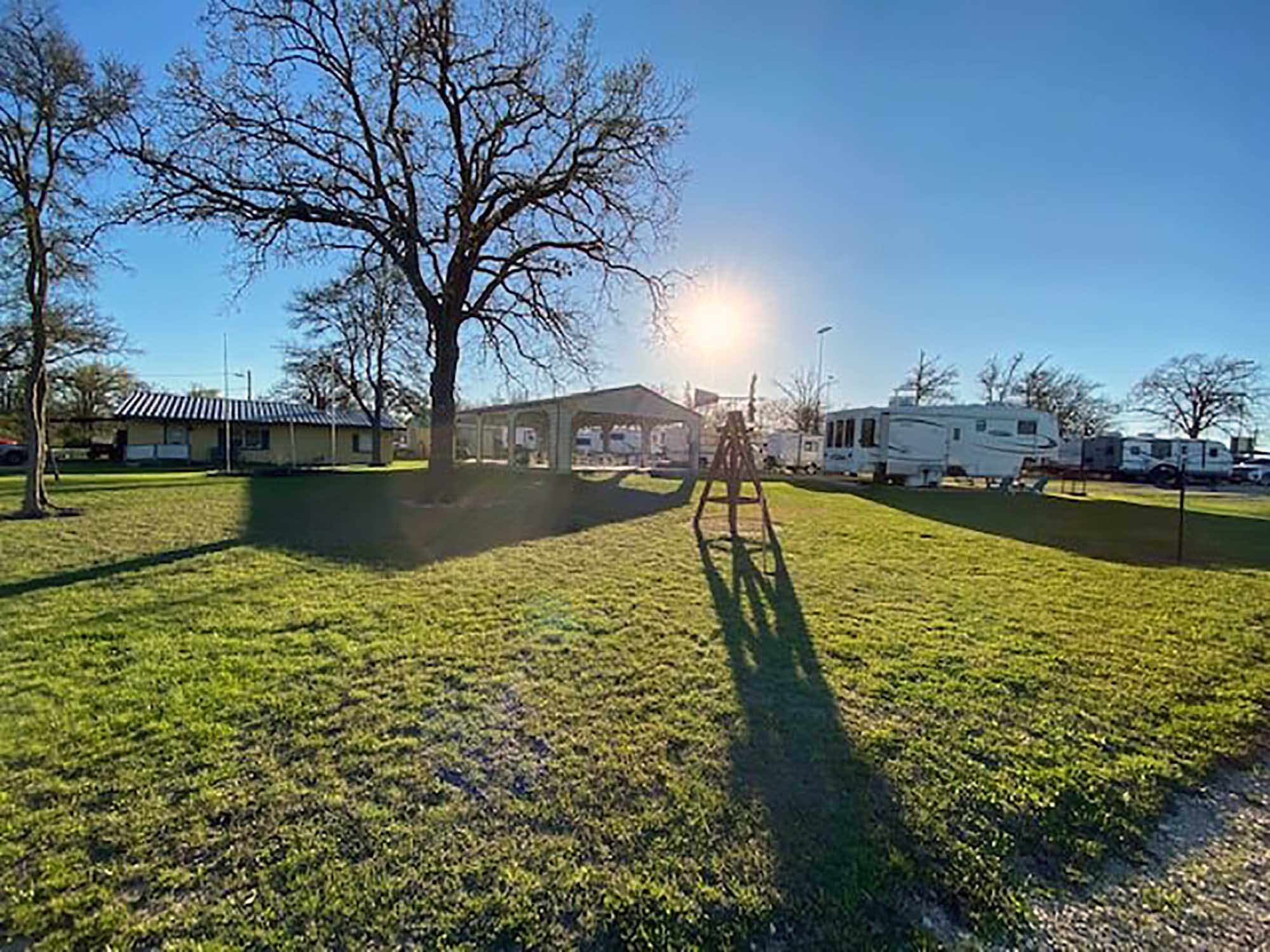 Great Escapes RV Resort - Austin Oaks