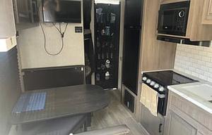 2023 Jayco Jay Flight 264BH RV rental photo 4
