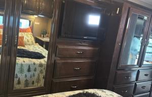 'Quinn' 2018 Thor Motor Coach Quantum WS31