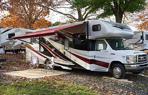 Itasca Impulse | Optional E-bikes and Trailers (2)