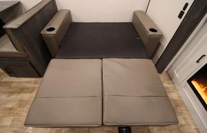 2023 Keystone RV Hideout 28RKS RV rental photo 17