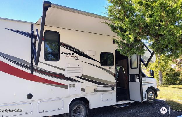 2019 Jayco Redhawk- slide-out and solar,Airport