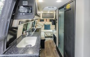 American Patriot Mercedes Luxury Camper Van Seats5
