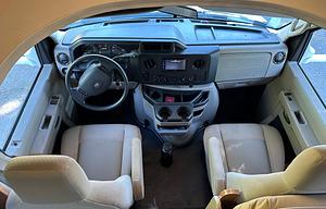 2017 Winnebago Minnie Winnie 31G