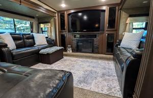 2018 Forest River Sierra 379FLOK - 14-min from ND