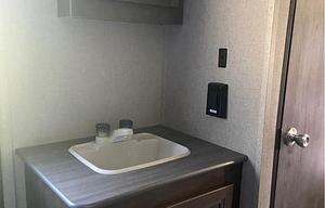 2019 Dutchmen RV Coleman Light 2435RK
