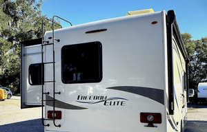 Adventure‑Ready Class C: With Room for Everyone